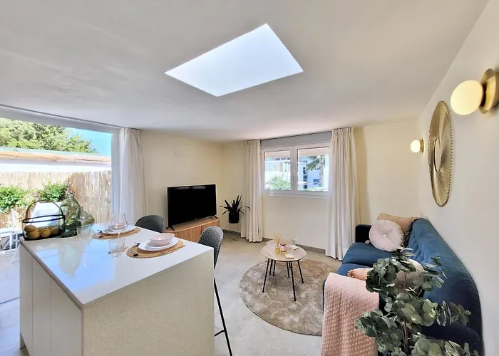 Club By Grupo Compostelana 7 *